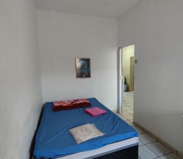Divino Espirito Santo Apartment | Seu Apto Praia da Costa 4 Simples Econômico Todo Seu 2Q Mobiliado Ar Cond Fogão Geladeira Excel Localização Centro