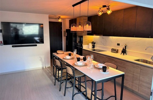 Renaca Apartment | Spacious 2-bedroom, 2-bathroom apartment with all amenities and modern spaces