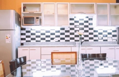 Recoleta House | Spacious 5-bedroom townhome in Buenos Aires with jaquzzi, sauna, and own bar!