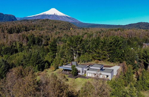 Pucon House | Spacious Holiday Home for Spring or Summer Sun