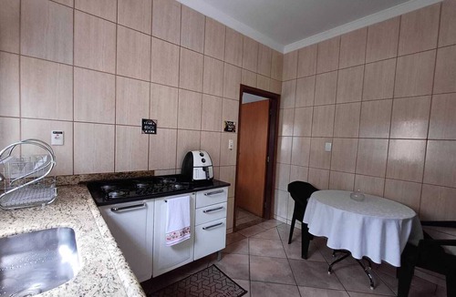 Presidente Roosevelt House | Spacious House for Families and Groups | Comfort and Flexibility in Uberlândia