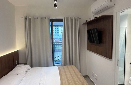 Santo Amaro Apartment | Studio apartment next to Morumbi Shopping Mall and Brooklin metro station.