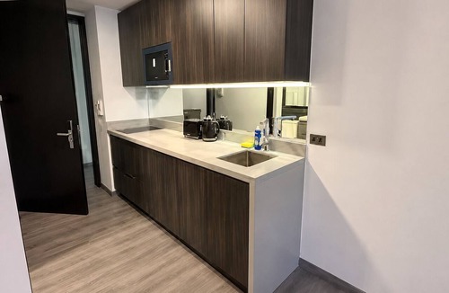 Downtown Santiago Apartment | Studio with King-Size Bed, Gym, Coworking Space, and Fast Check-In
