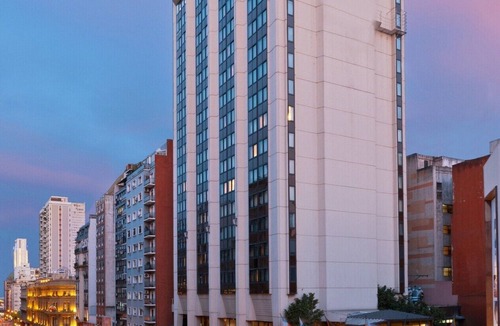 Microcentro Hotel | Stylish & Soundproof Room in a Premium Downtown Location | Pet-Friendly