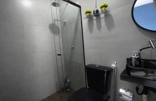 Mangueirao House | Suite Salinas 3, comfort near the Airport, Mangueirão Stadium and Shopping Mall.
