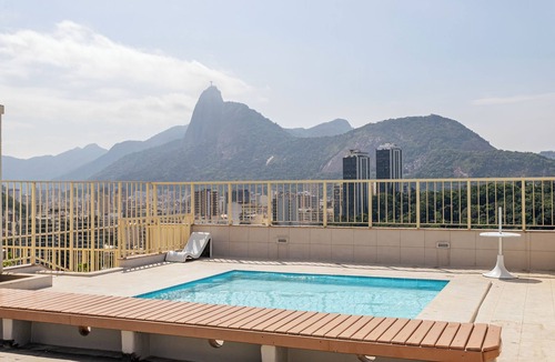 Urca Apartment | Sunset Urca - 2 Guests, Pool and Comfort