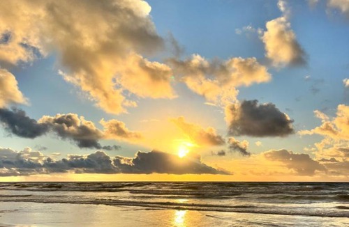 Paiva House | Surf e Café
