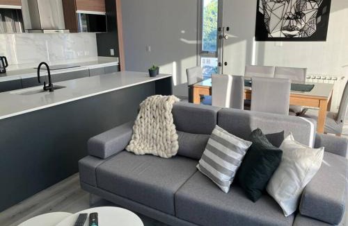 Villa Allende Apartment | Tempo Home