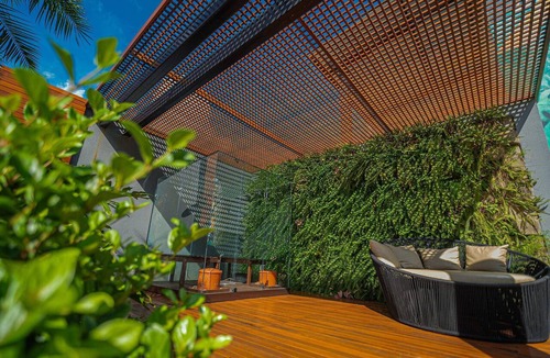 Sorriso Hotel | Tranquil Room for Business & Leisure | Free Breakfast | Youth Square - 0.8 mile
