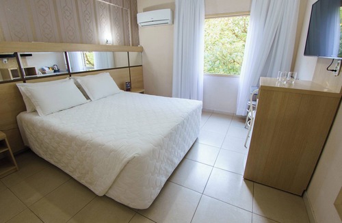 Foz do Iguacu City Centre Hotel | Two Rooms | Breakfast Included | Near Iguazu Waterfalls