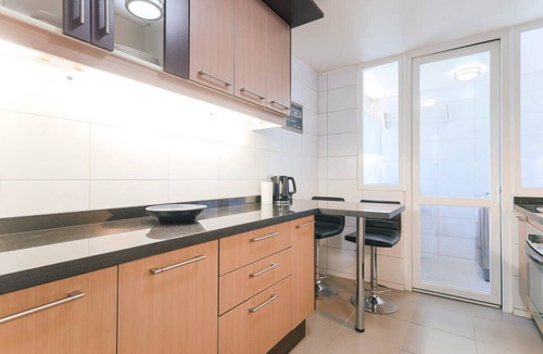 Apoquindo Apartment | Upper Views 2D Wifi, Balcony & Parking