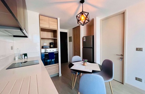 Downtown Santiago Apartment | Urban Santa Elena - Cowork Gym Parking Washer
