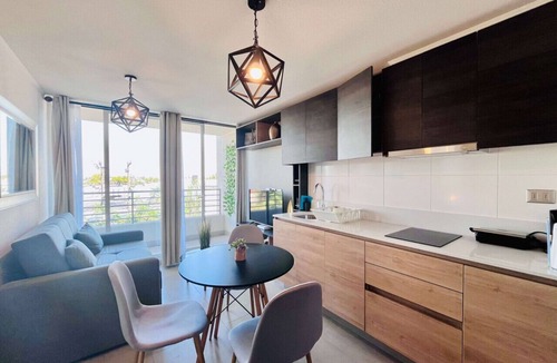 Downtown Santiago Apartment | Urban Santa Elena - Cowork Gym Parking Washer