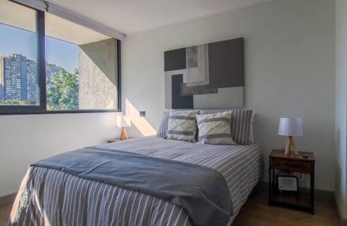 Las Rejas Apartment | Vista cordillera, A/C, Wifi, GYM, céntrico, O2