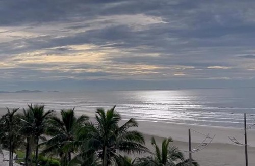 Vila Balnearia Apartment | Vista incrível é no Apê Reformado de Frente pro Mar