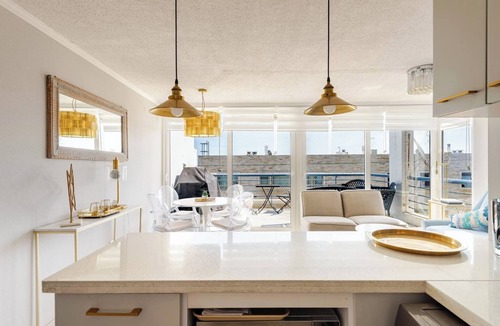 Renaca Apartment | Wake up to stunning ocean views in Reñaca