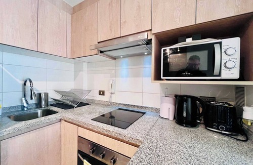 Downtown Santiago Apartment | Yungay Apt | Historic Area Views, Free Parking & Fast WiFi