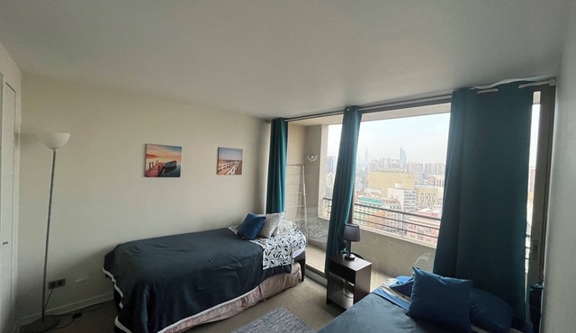 2 bedroom 2 bathrooms apartment half block from Sta. Lucia subway station