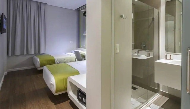 A Beautifully Designed Stay for Business and Leisure Travelers | Free Breakfast in São Paulo