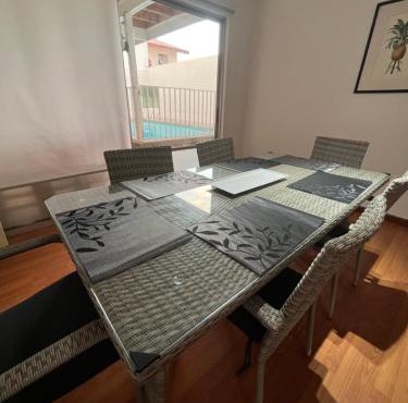 Amplia Casa en Zona Residencial