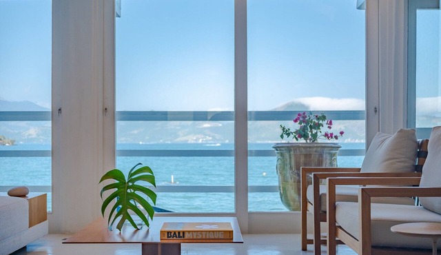 Angra - Mombaça | Mansão Espetacular Beira-Mar, 7 Suites - por Casapē Rio in Angra dos Reis