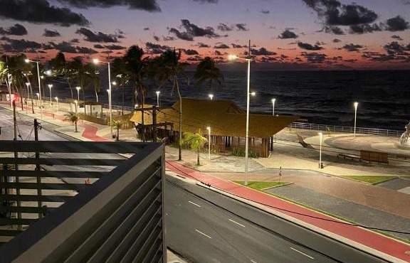 Apartamento Completo e Luxuoso em Amaralina in Salvador
