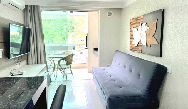 Apartment for 4 people in Bombas + swimming pools + gym + sauna + games rooms in Bombinhas