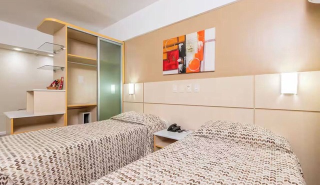 Apartment-Style Room Ideal for Sightseeing Trips Around Porto Alegre in Canoas