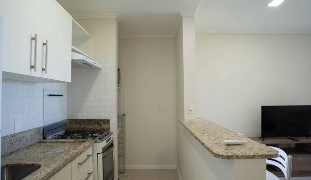 Apt. in Beachfront Condo w/Pool Pom0111 in Florianópolis