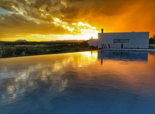 Barrancas Suites in San Rafael