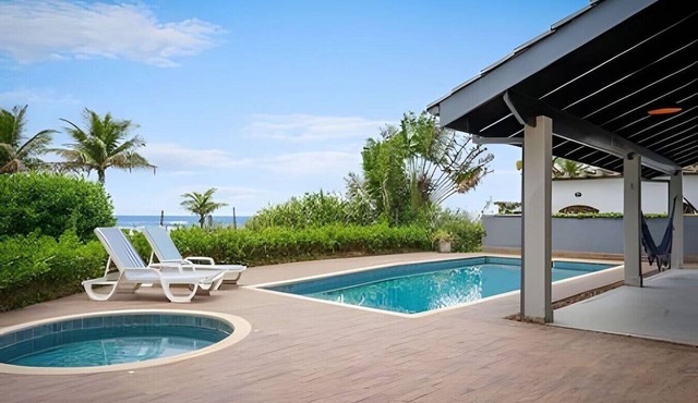 Beachfront with pool - Costa do Sol in Loteamento Costa do Sol