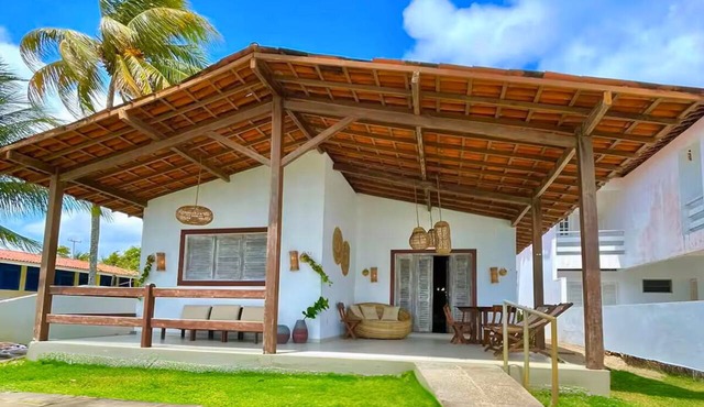 Beachfront property in gated community, Casa Caju Praia Azul in Pitimbu