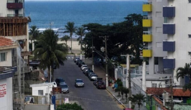 Beautiful apartment in Praia Grande with ocean view and free parking. in Praia Grande