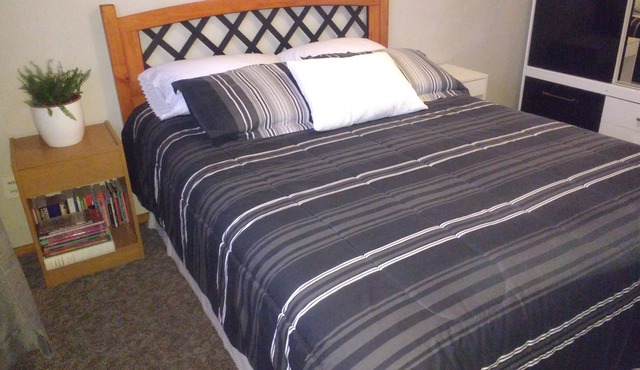 Beautiful master bedroom 3 Blocks from the beach in Iquique