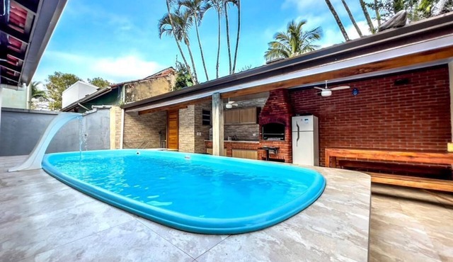 Guaruja beach house in Chácara Moinho Velho Carapicuíba