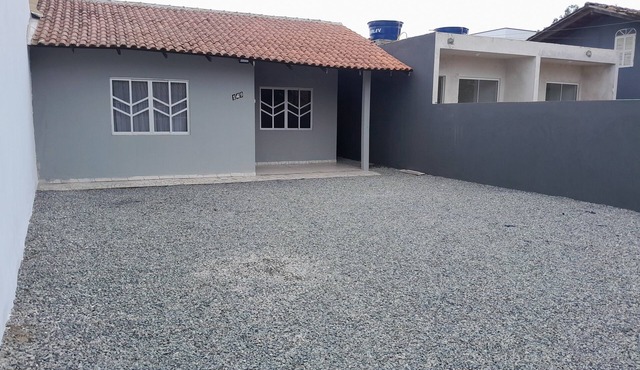 Family home 3 minutes from the beach on foot in Da Praia Grande São Francisco do Sul