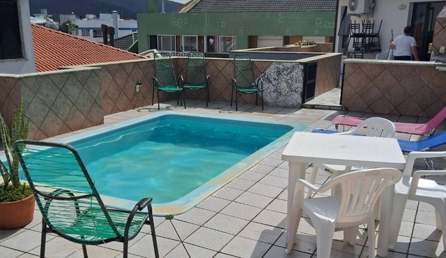 Beautiful penthouse with pool on Praia dos Ingleses, Florianópolis in Ingleses Norte Florianópolis