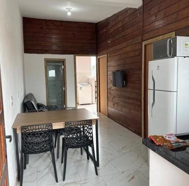 Cabana e comércio in São José