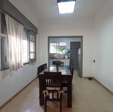 Casa a pocas cuadras del centro in Zárate
