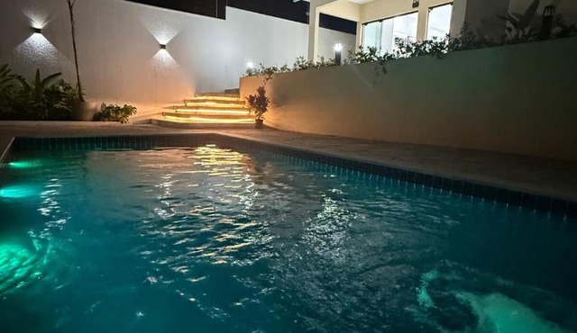 Casa aconchegante com 380mts e piscina in São José