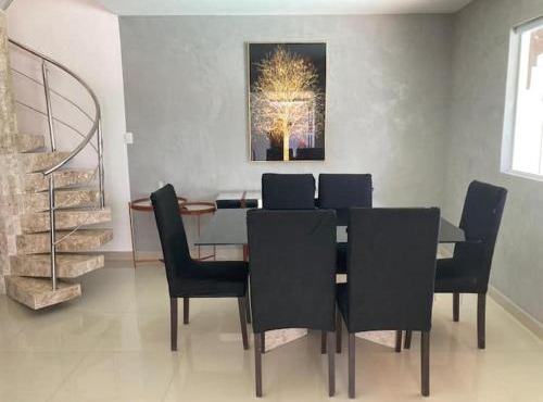 Casa com piscina em cabo frio in São Paulo