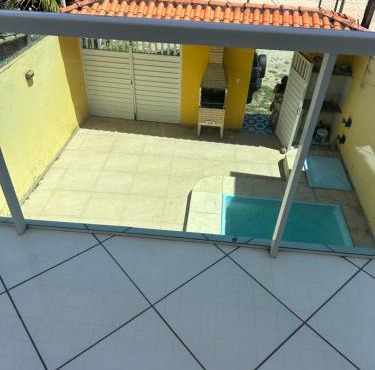 CASA DE PRAIA COM PISCINA EM ILHÉUS-BA a 50m DA PRAIA in Ilhéus
