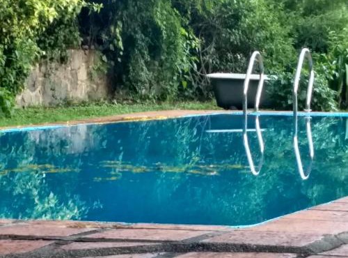 casa en las sierras piscina y rio cerca in Unquillo