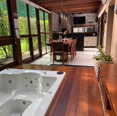 Casa luxo 10 pessoas com jacuzzi Chã Grande PE in Chã Grande
