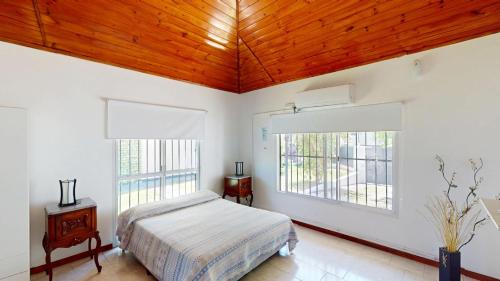 Casa Tipo Loft- Tigre Centro Con Jardin, Parrilla - 4 Personas in Tigre