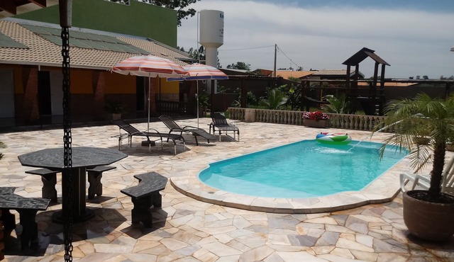 Chacara Estancia 3J, Heated Pool, 4 suites, tranquility and perfect peace. in Olimpia