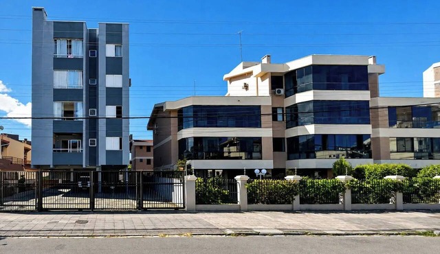 Charming apartment on Ingleses Beach in Florianópolis