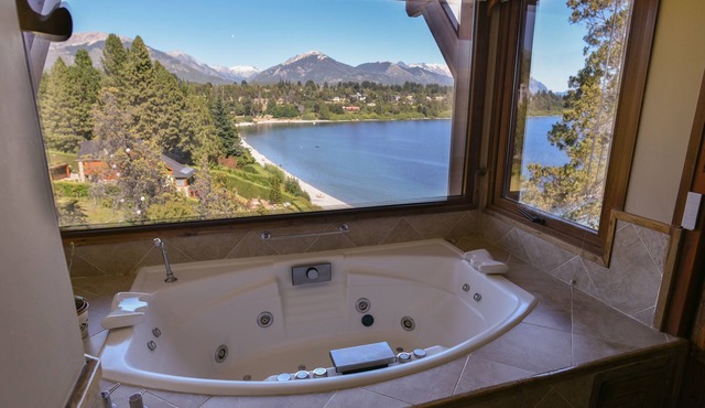 Charming Residences & Suites with Private Spa