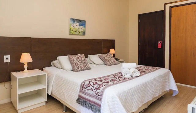 Comfortable Stay in Downtown Nova Friburgo Near Praça do Suspiro - 1.3 mi in Rio de Janeiro