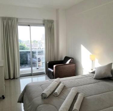 DELFINA suites 2A